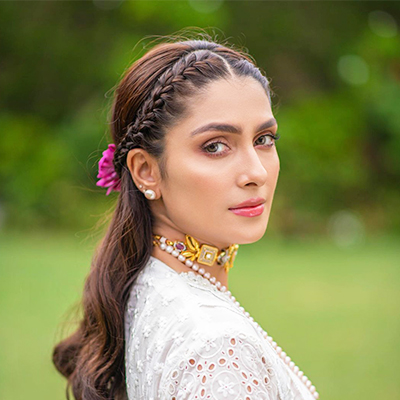 Ayeza Khan